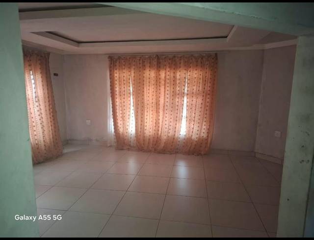 4 BEDROOM HOUSE FOR SALE IN PHIPHIDI